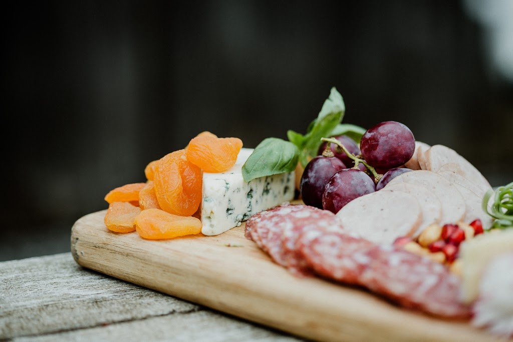 Barn and Country Catering and Mobile BBQ | 1344 Minto Rd RR1, Stirling, ON K0K 3E0, Canada | Phone: (613) 848-8231