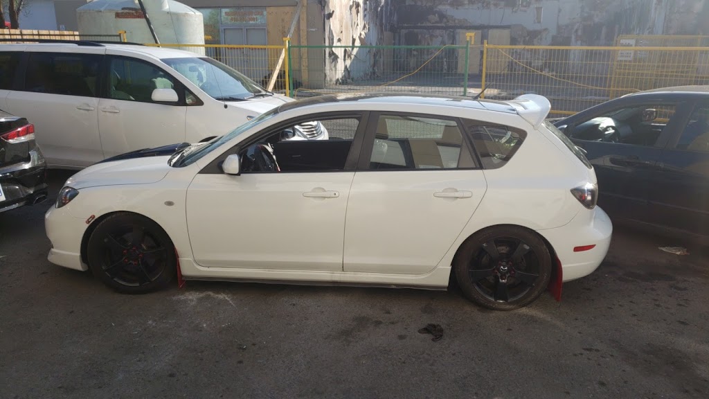 KALGI AUTO SERVICES & BODY SHOP | CERAMIC PRO INSTALLERS | 1778 Albion Rd Unit 55-56-57, Etobicoke, ON M9V 1C1, Canada | Phone: (416) 749-9292