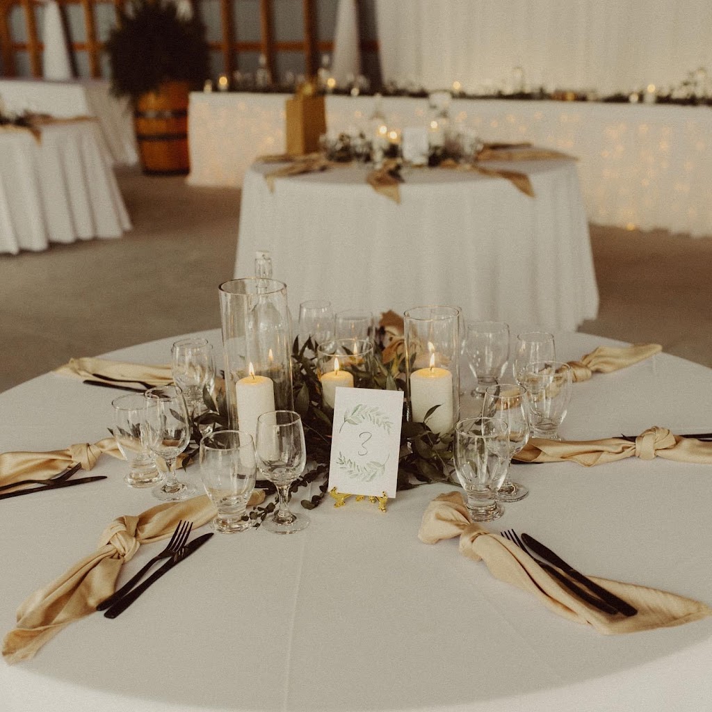 Devine Wedding Design | 102 Wimpole St, Mitchell, ON N0K 1N0, Canada | Phone: (519) 348-4191