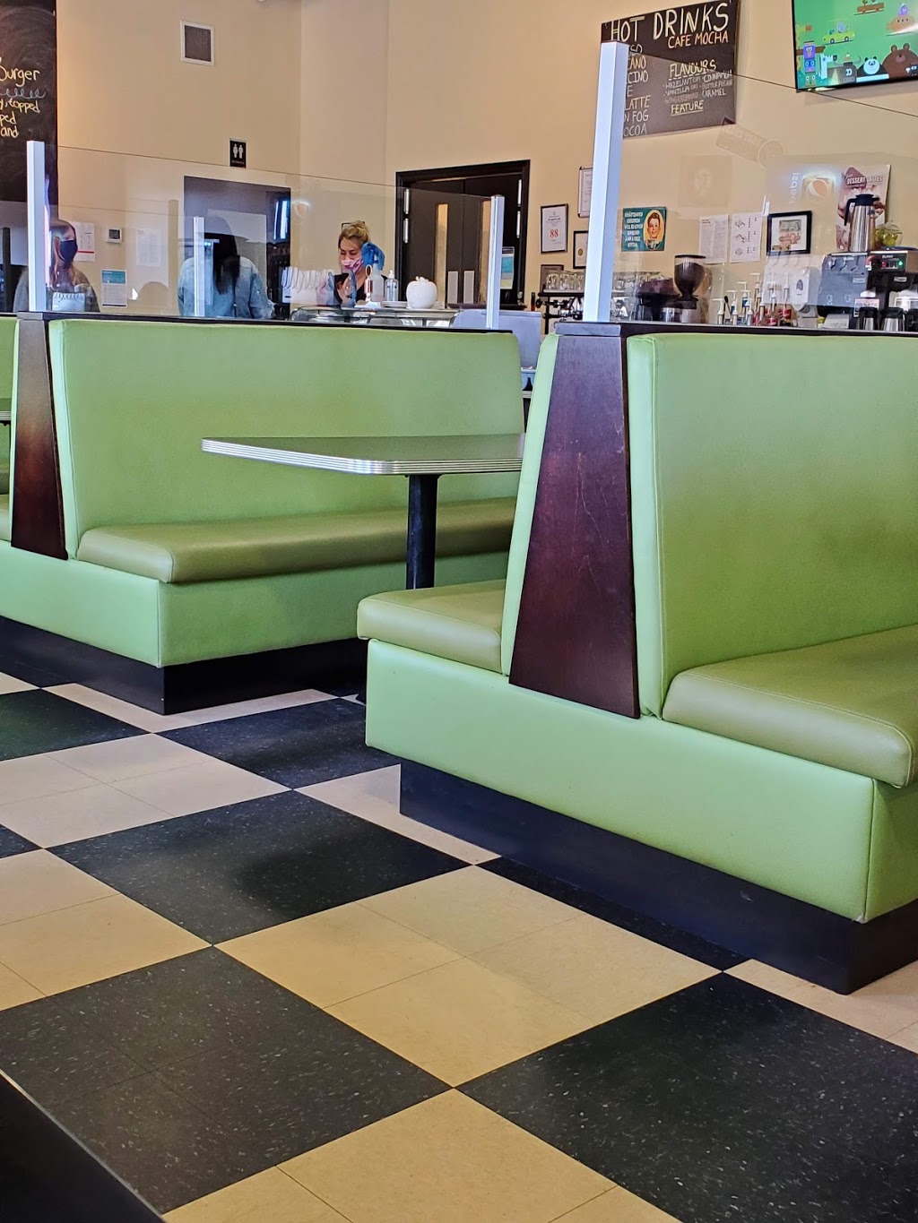 The Appleseed Modern Diner | 33 Macgregor Ave, New Glasgow, NS B2H 5C6, Canada | Phone: (902) 695-7333