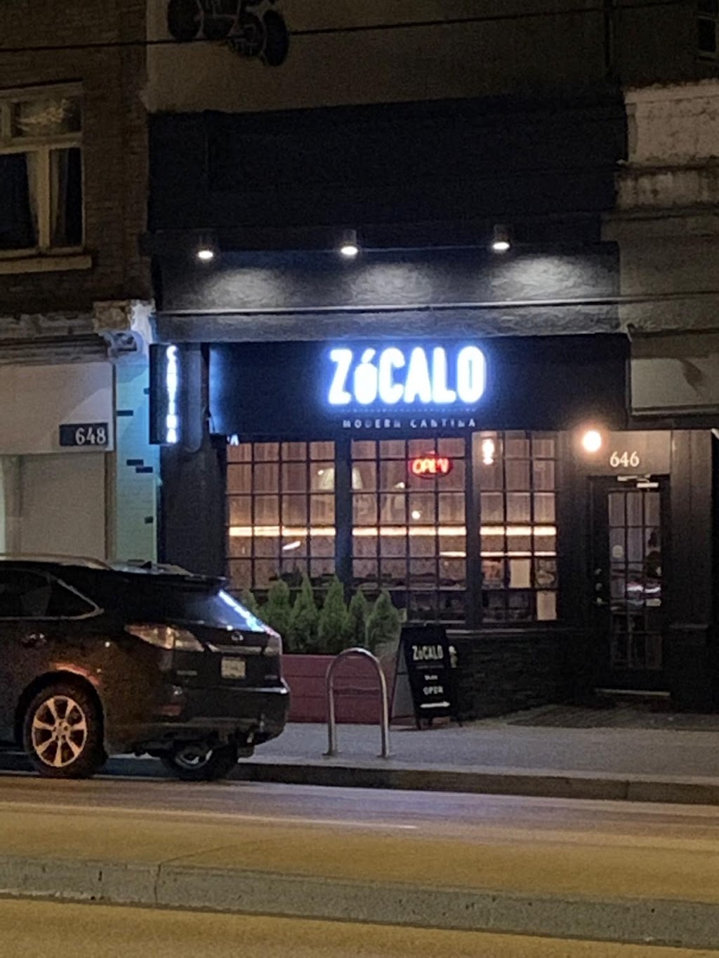 Zocalo Modern Cantina | 646 Kingsway, Vancouver, BC V5T 3K4, Canada | Phone: (604) 336-9444