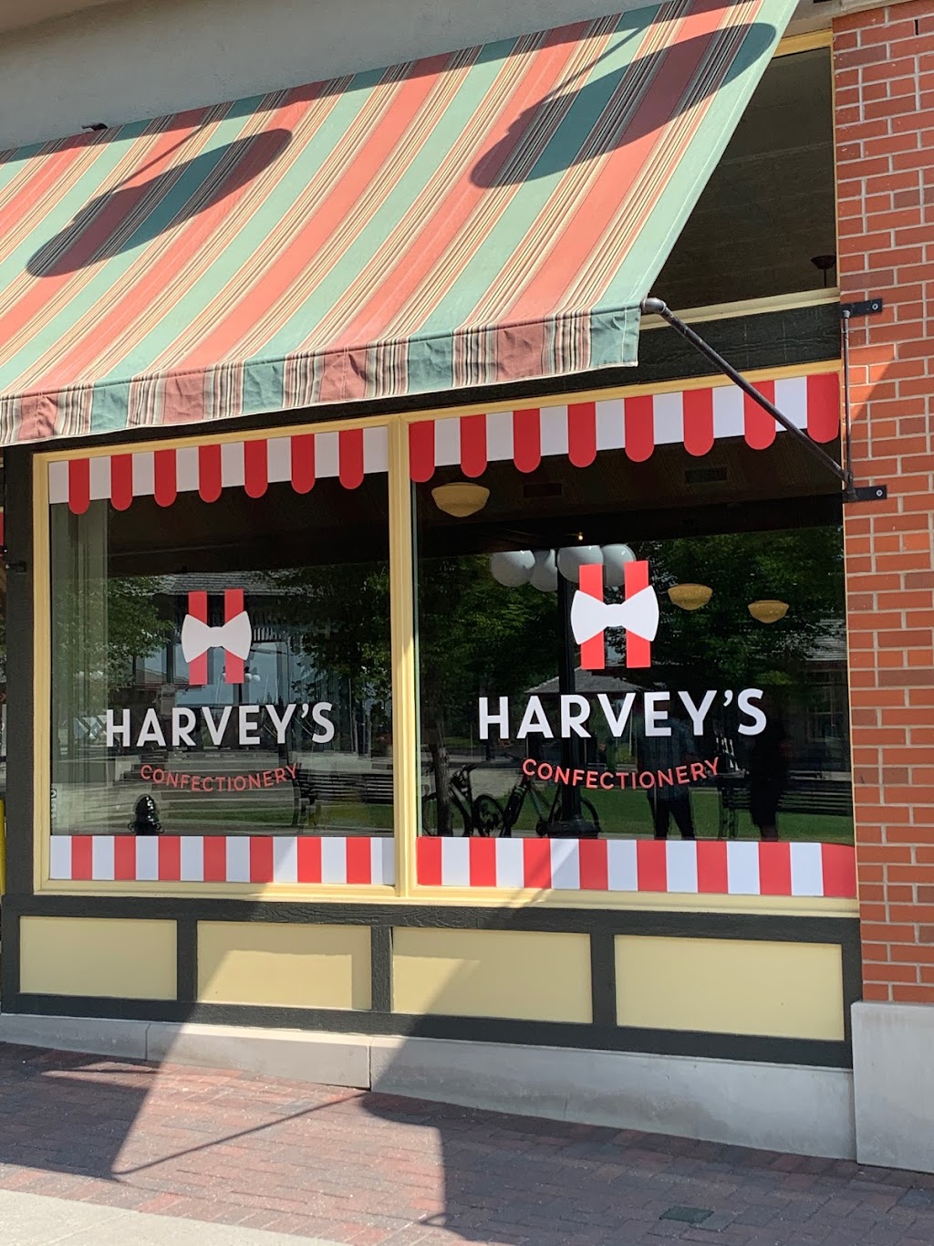 Harveys Confectionery | 1900 Heritage Dr SW, Calgary, AB T2V 2X3, Canada | Phone: (403) 268-8500
