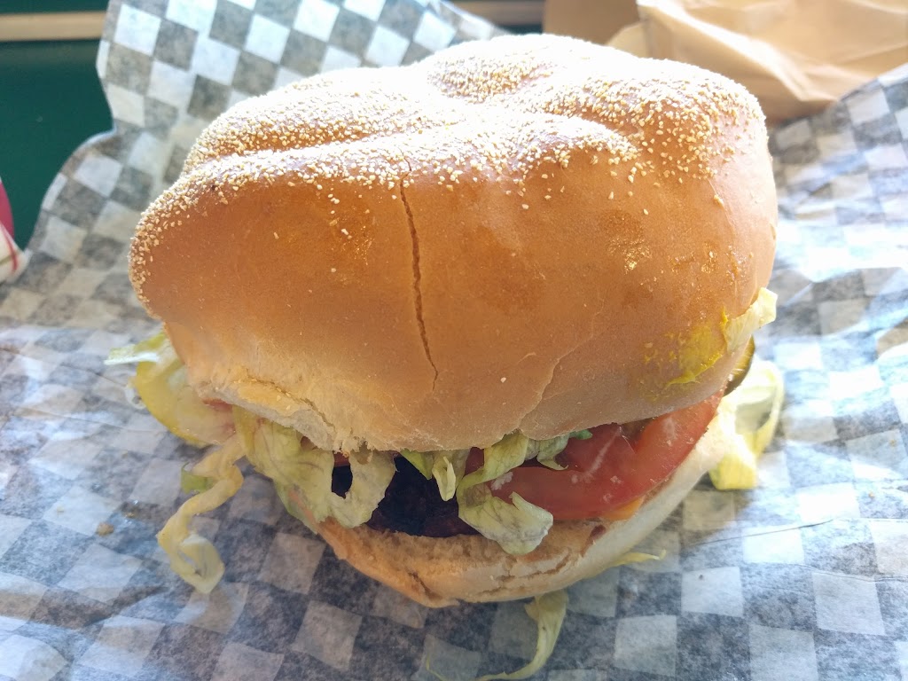 Deep Cove Market | 10940 W Saanich Rd, North Saanich, BC V8L 5R9, Canada | Phone: (250) 656-2547