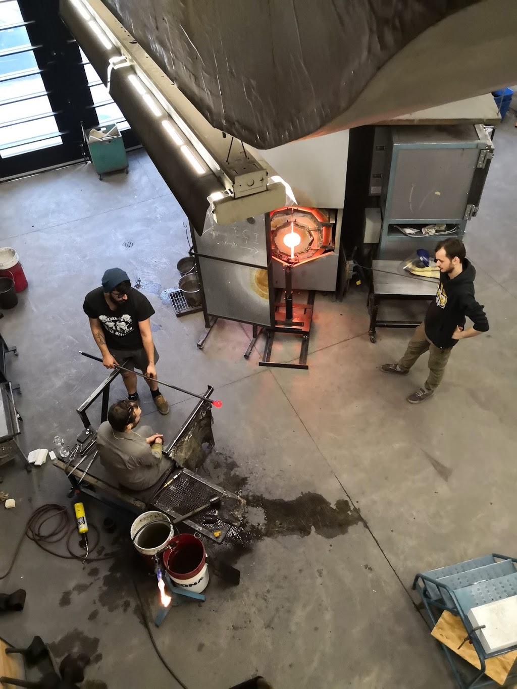 Espace Verre | 1200 Rue Mill, Montréal, QC H3K 2B3, Canada | Phone: (514) 933-6849