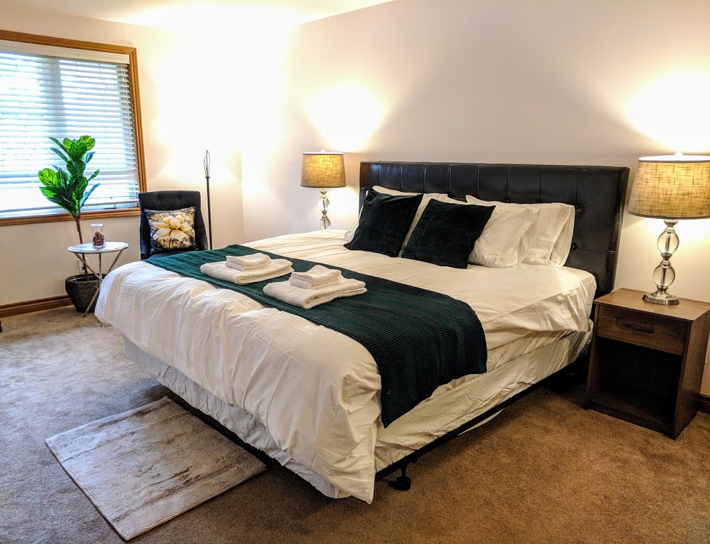 Lions Pride Guest House | 1669 Phillbrook Crescent, London, ON N5X 2Z4, Canada