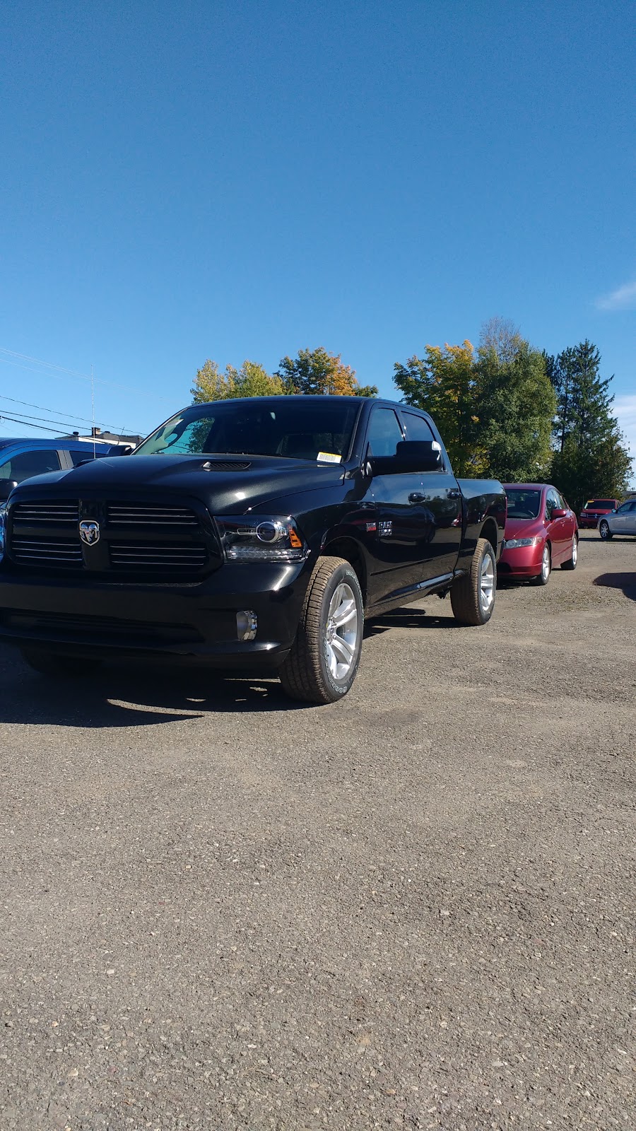 L’Islet Chrysler Dodge Jeep Ram | 1001 Rue Principale, Tourville, QC G0R 4M0, Canada | Phone: (418) 359-2244