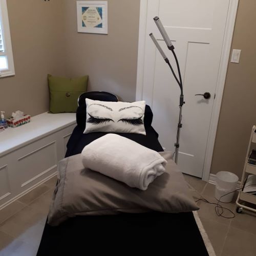 Lady Bug Lashes & Brows | 22 Hutchison Ct, Orangeville, ON L9W 6K1, Canada | Phone: (519) 216-8721