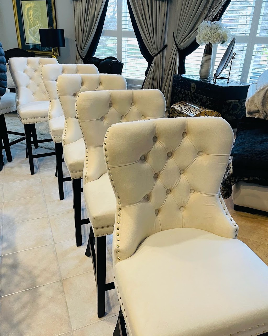 Lunas Area Rugs Cleaning | 25 Bristol Ave, Brampton, ON L6X 2B1, Canada | Phone: (647) 556-0234