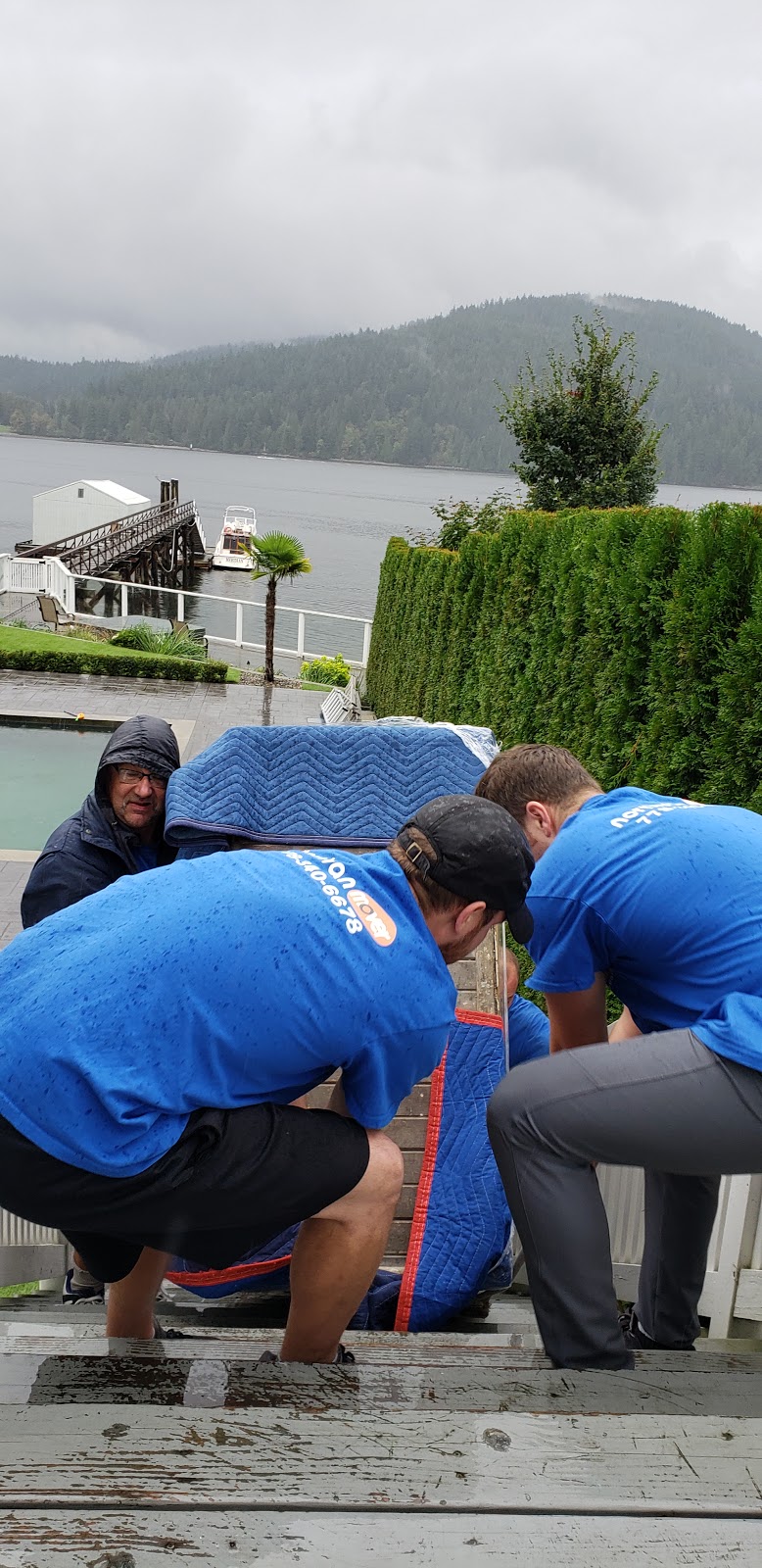 North Van Mover | 219 MacKay Rd, North Vancouver, BC V7P 3N6, Canada | Phone: (778) 340-6678