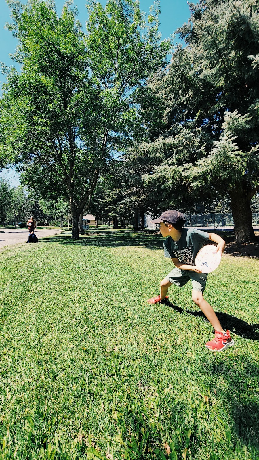 LCSA Campus Disc Golf Course | 30 Ave S, Lethbridge, AB T1K, Canada | Phone: (403) 320-3373