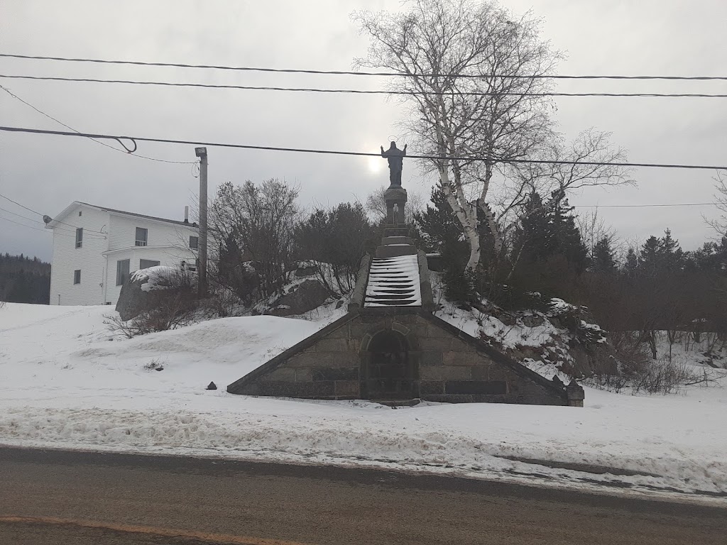 Église catholique Saint-Simon | 34 Rue de lÉglise, Saint-Simon-de-Rimouski, QC G0L 4C0, Canada | Phone: (418) 738-2917