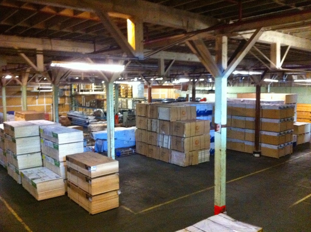Signal Warehousing | 8601 Main St, Vancouver, BC V5X 3M3, Canada | Phone: (604) 324-7571