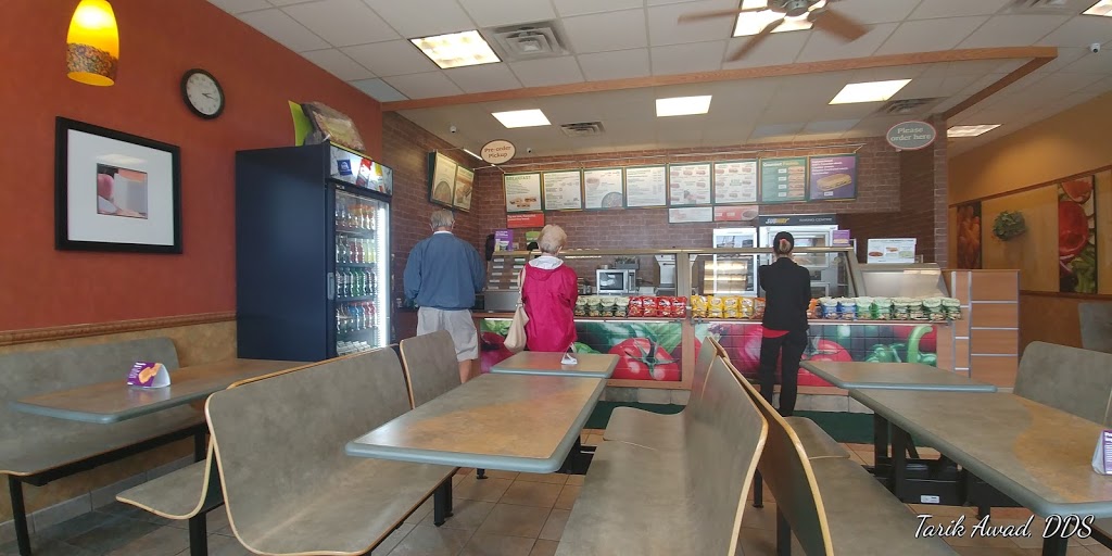 Subway | 7 Commerce Rd, Angus, ON L0M 1B2, Canada | Phone: (705) 424-4000
