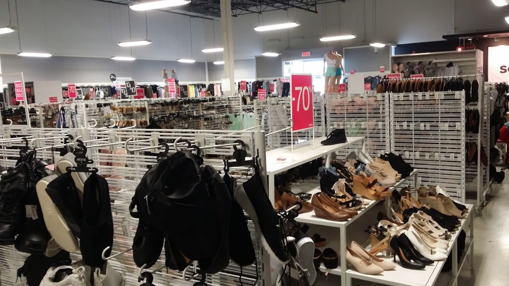 Ardene | Neufchatel- LIQUIDATION, 4605 Boulevard de lAuvergne, Québec, QC G2C 1H7, Canada | Phone: (418) 263-7281