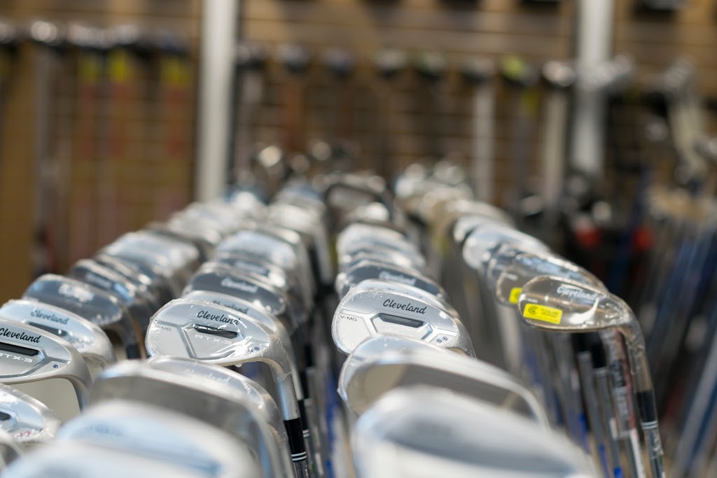 Mulligan Centre du Golf | 1633 Chemin de lIndustrie, Beloeil, QC J3G 0S5, Canada | Phone: (877) 673-3666