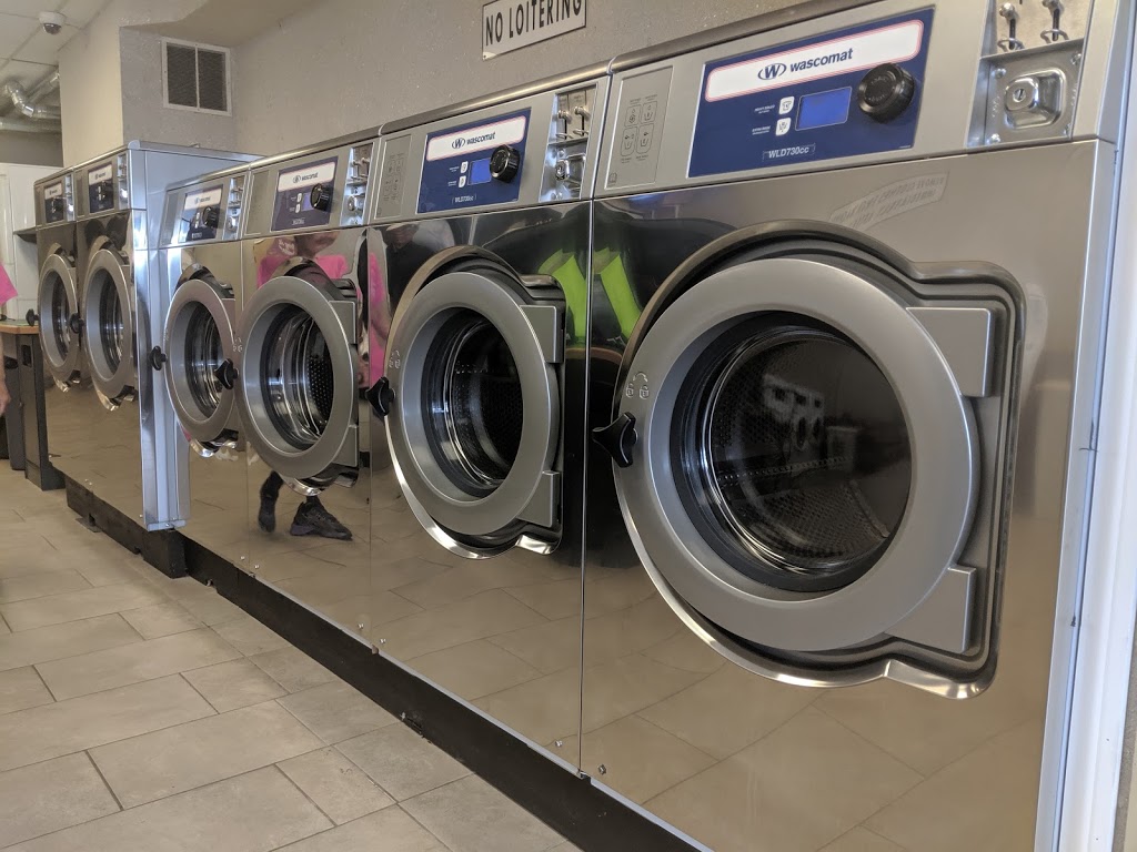 Wash King Laundromat | 1686 Eglinton Ave W, York, ON M6E 2H5, Canada | Phone: (416) 256-4879