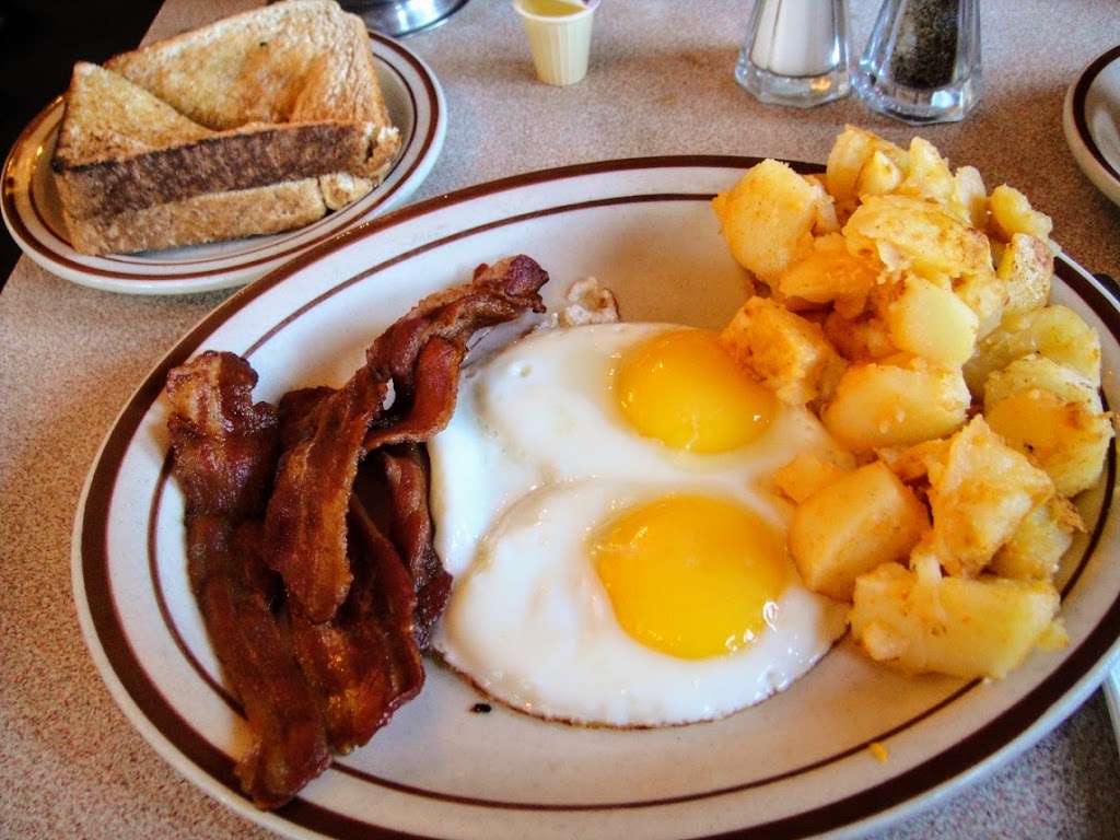 Egg & I | 1760 Upper James St, Hamilton, ON L9B 1G6, Canada | Phone: (905) 389-3447