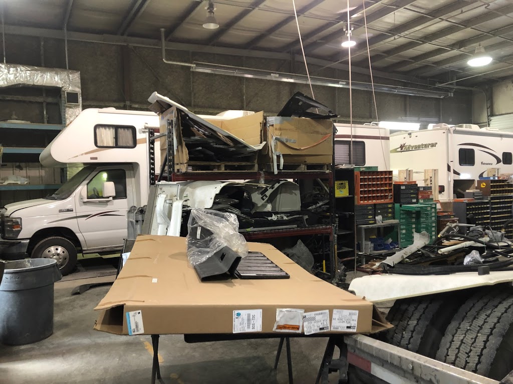 Calgary Heavy Truck and Collision | 7404 44 St SE, Calgary, AB T2C 3G7, Canada | Phone: (403) 287-6888