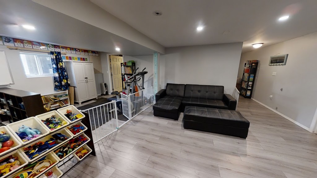 Sara Amos - Realtor® @ Century 21 Amos Realty | 6212 Main St, Oliver, BC V0H 1T0, Canada | Phone: (250) 535-0518