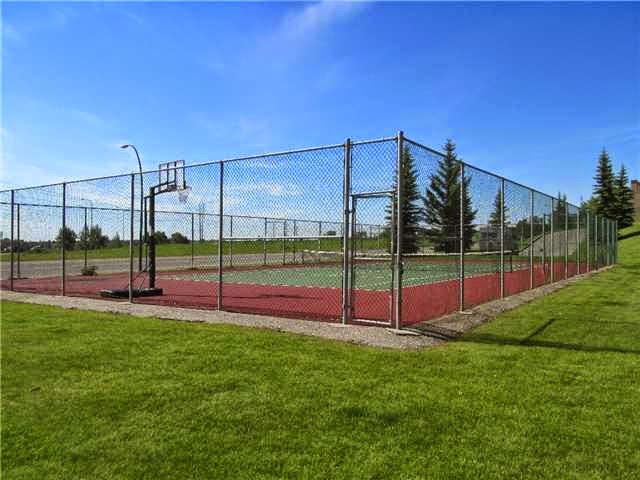 Olympic Suites | 223 Village Terrace SW #6, Calgary, AB T3H 2L4, Canada | Phone: (403) 355-5175