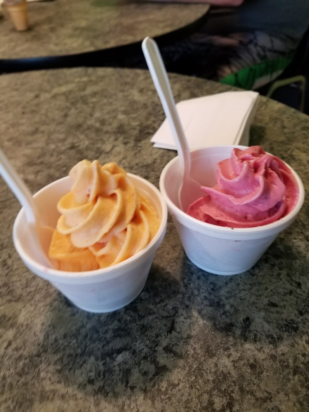 Bartleys Dairy Bar | 853 Dundas St, Woodstock, ON N4S 1G5, Canada | Phone: (519) 539-7761