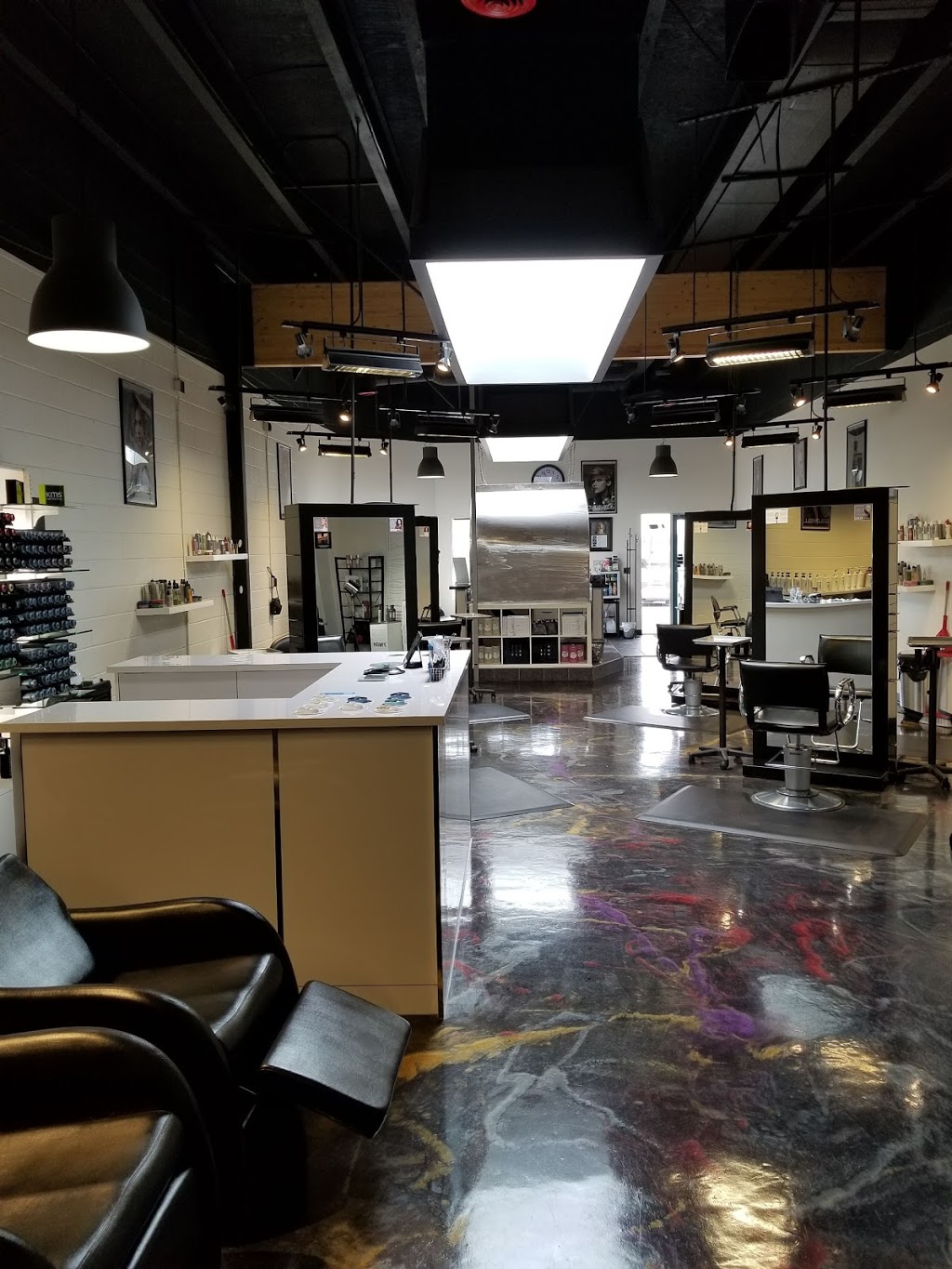 Runway Hair Design Company Inc | 510 AB-1 Suite D, Strathmore, AB T1P 1M6, Canada | Phone: (403) 983-6685