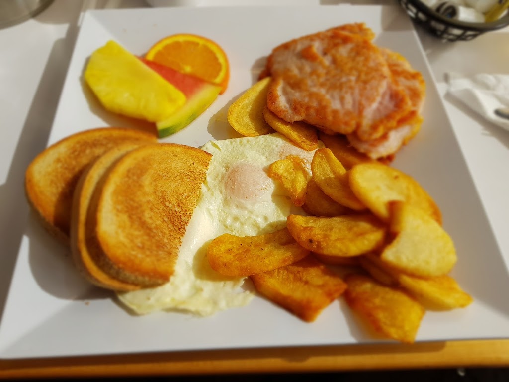 Crepe Castle Restaurant | 1272 Simcoe St N, Oshawa, ON L1G 4X4, Canada | Phone: (905) 404-0181