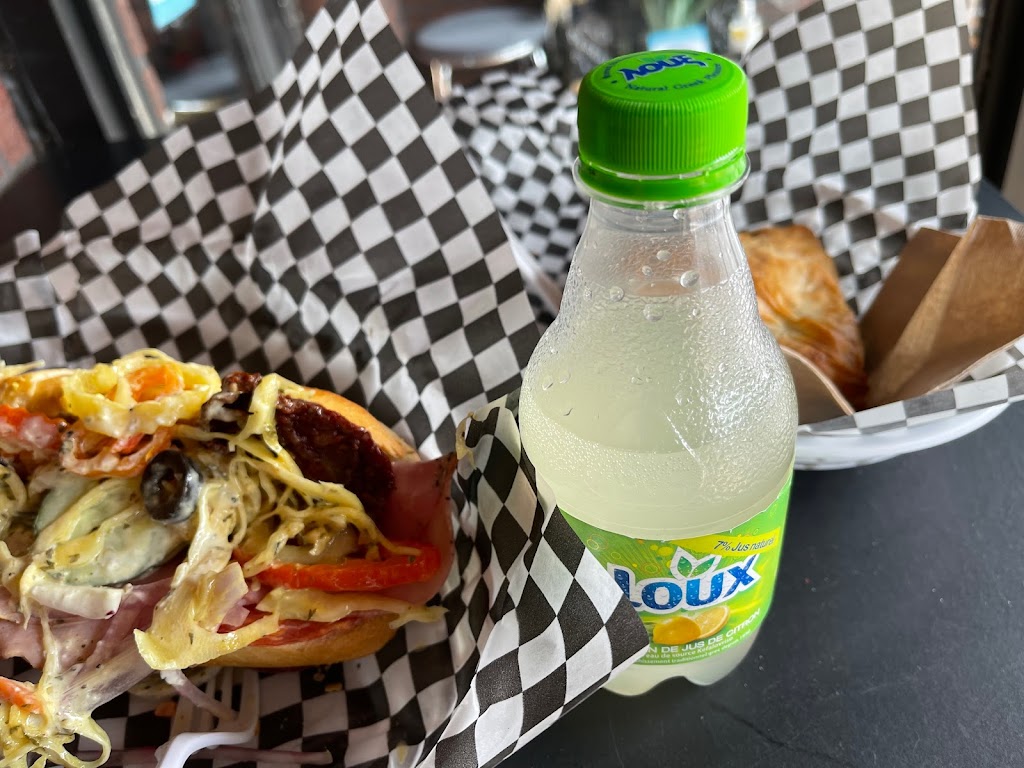 Café Ilios | 9641 Bd LaSalle, Montréal, QC H8R 2N6, Canada | Phone: (514) 464-5467