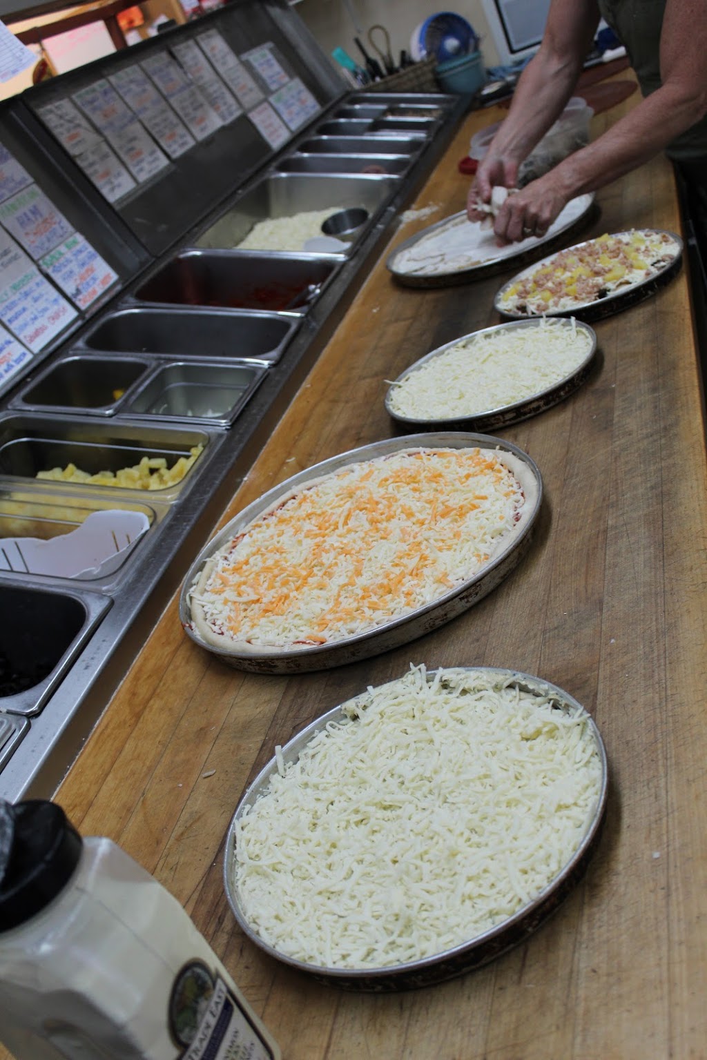 Princetons Pizza Party | 136 Tapton Ave, Princeton, BC V0X 1W0, Canada | Phone: (250) 295-0241