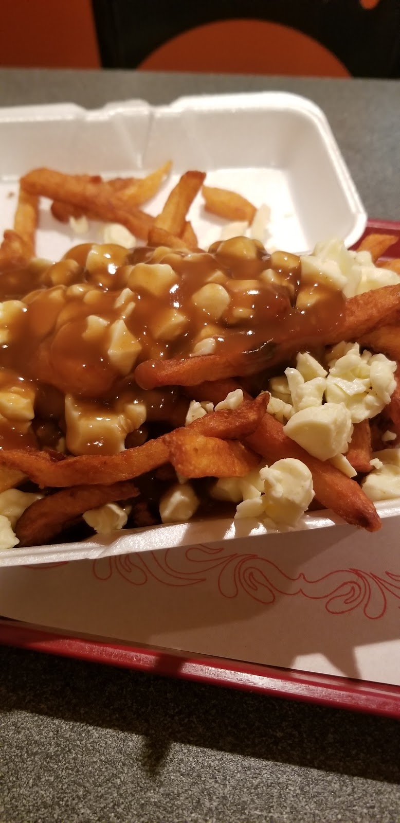 Casse-Croute Chez Dave | 26 Route du Président-Kennedy, Saint-Henri, QC G0R 3E0, Canada | Phone: (418) 882-0350
