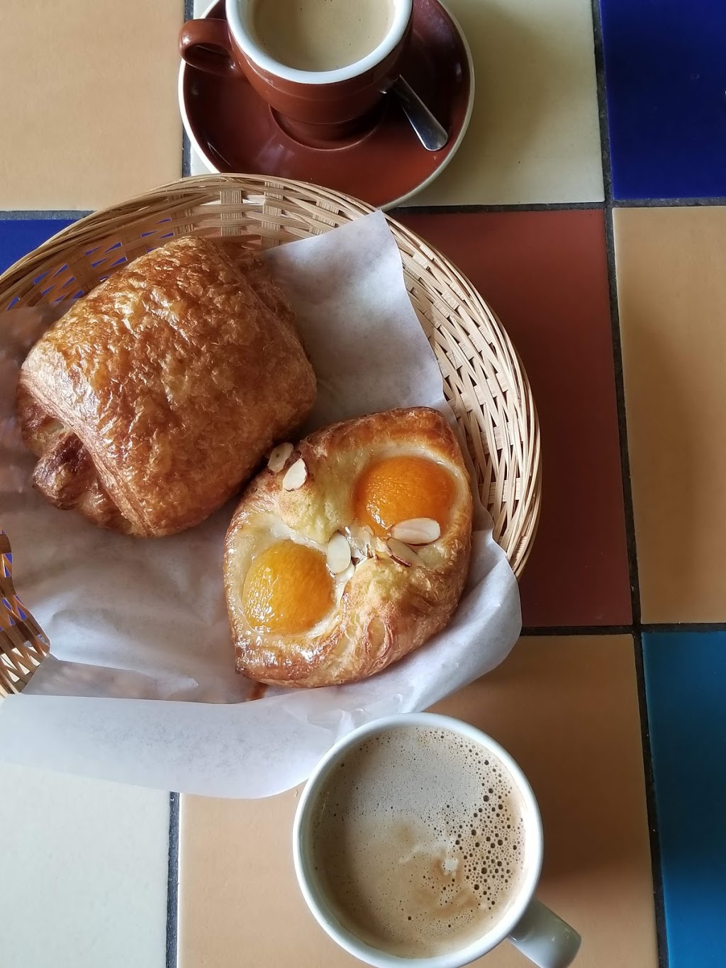 La Boulange | 4624 Chemin Royal, Saint-Jean-de-lÎle-dOrléans, QC G0A 3W0, Canada | Phone: (418) 829-3162