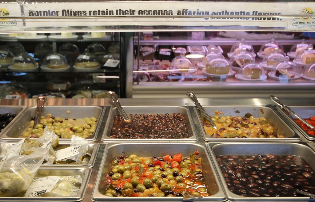Grace in the kitchen | 442 Hazeldean Rd, Ottawa, ON K2L 1V2, Canada | Phone: (613) 521-4818