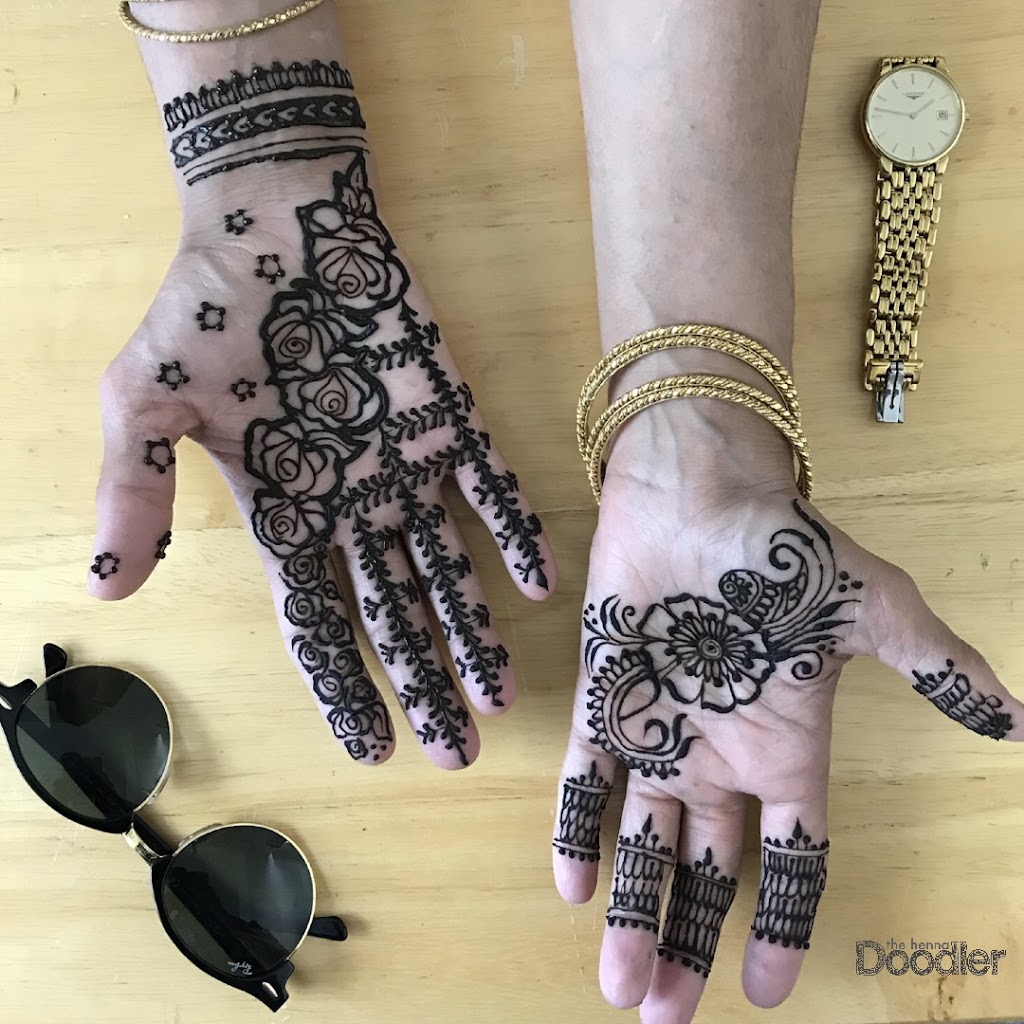The Henna Doodler | 23 Oneida Crescent, Richmond Hill, ON L4B 0A2, Canada | Phone: (437) 999-8777