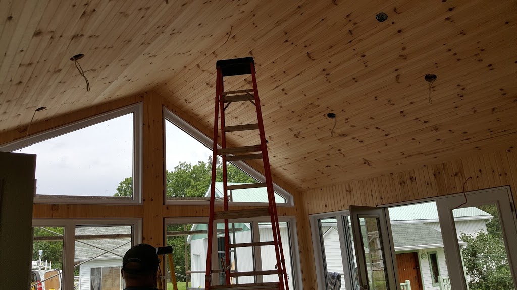 LEscaliers | 195 Rang Point-du-Jour S, LAssomption, QC J5W 1H4, Canada | Phone: (514) 838-3475