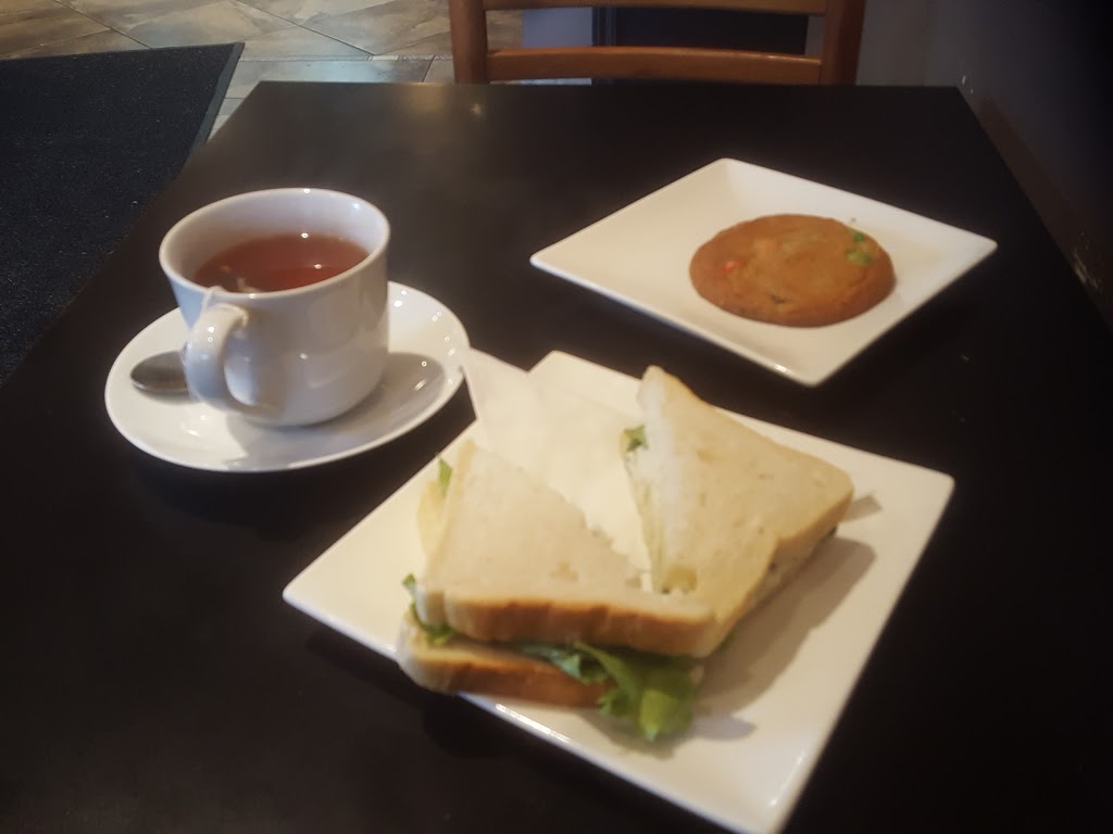 Belmondo Café | 2075 Old Dollarton Rd, North Vancouver, BC V7H 1A6, Canada | Phone: (604) 929-6377
