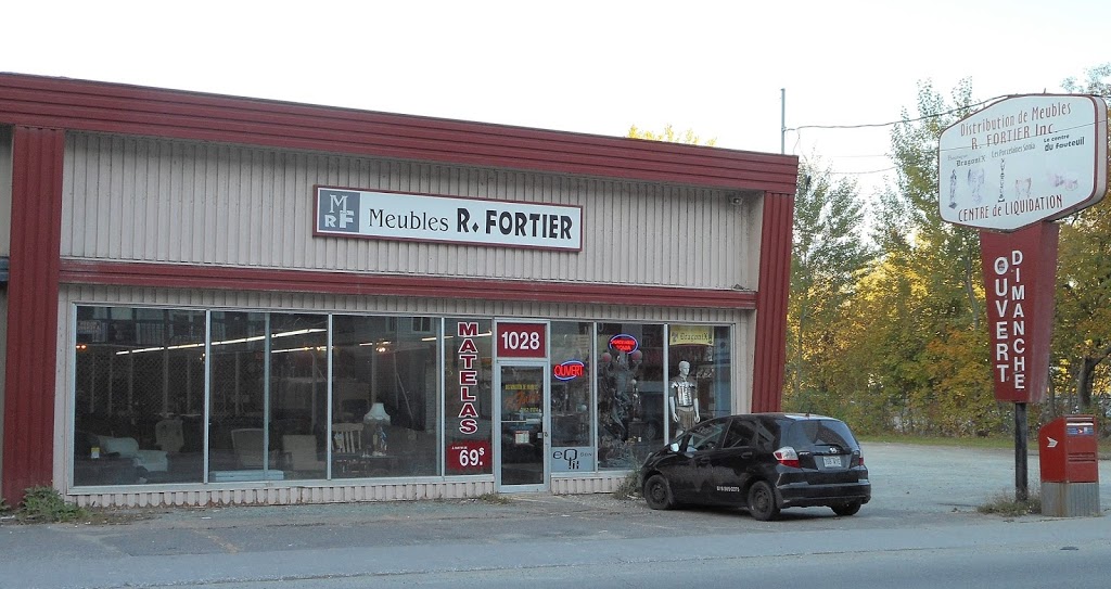 Meubles R. Fortier | furniture store | 1028 Rue Wellington S, Sherbrooke, QC J1H 5E7, Canada | 8195627174 OR +1 819-562-7174