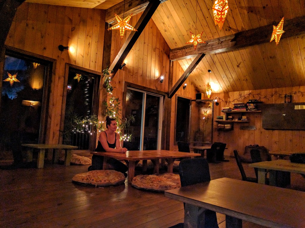 Kabania | 2244 Chemin du Grand Duc, Notre-Dame-de-la-Merci, QC J0T 2A0, Canada | Phone: (844) 522-2642