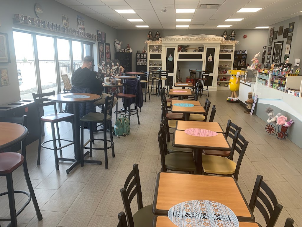 Stacked Bistro and Bakery | 905 Mountain Ave, Crossfield, AB T0M 0S0, Canada | Phone: (403) 946-0394