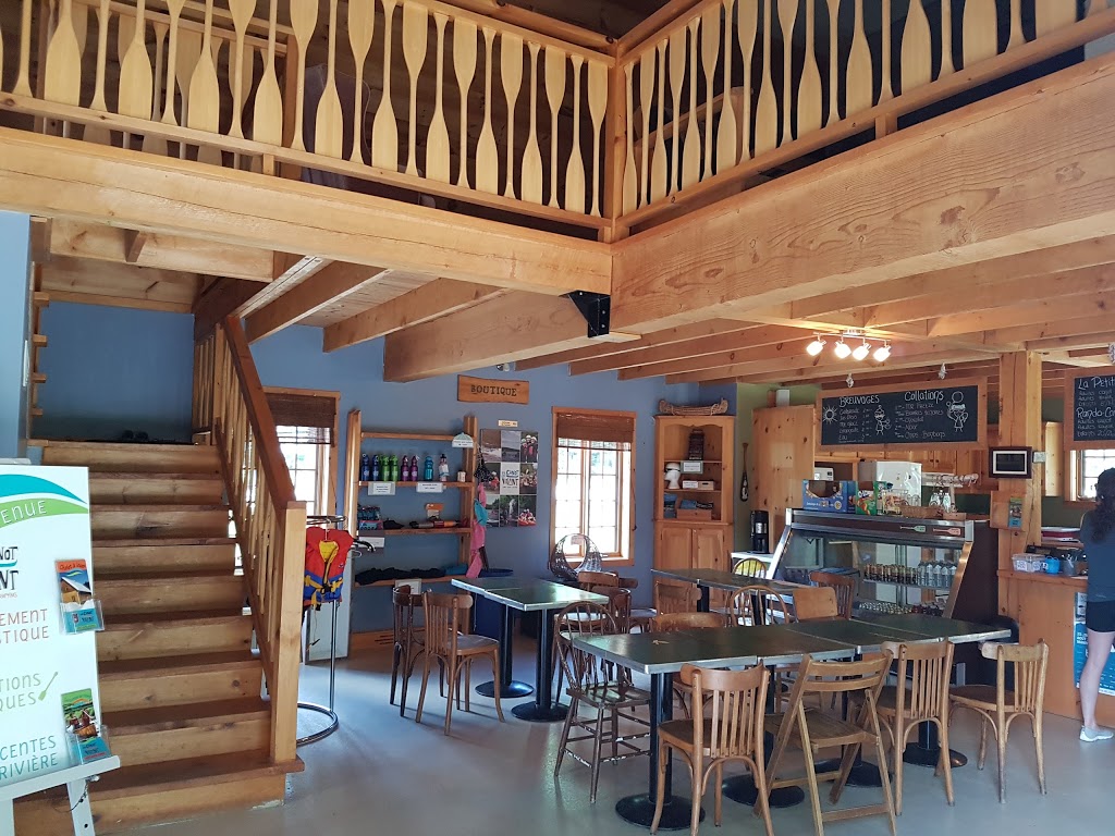 Canot Volant (Au) | 2058 Rang Versailles, Saint-Côme, QC J0K 2B0, Canada | Phone: (450) 883-8886