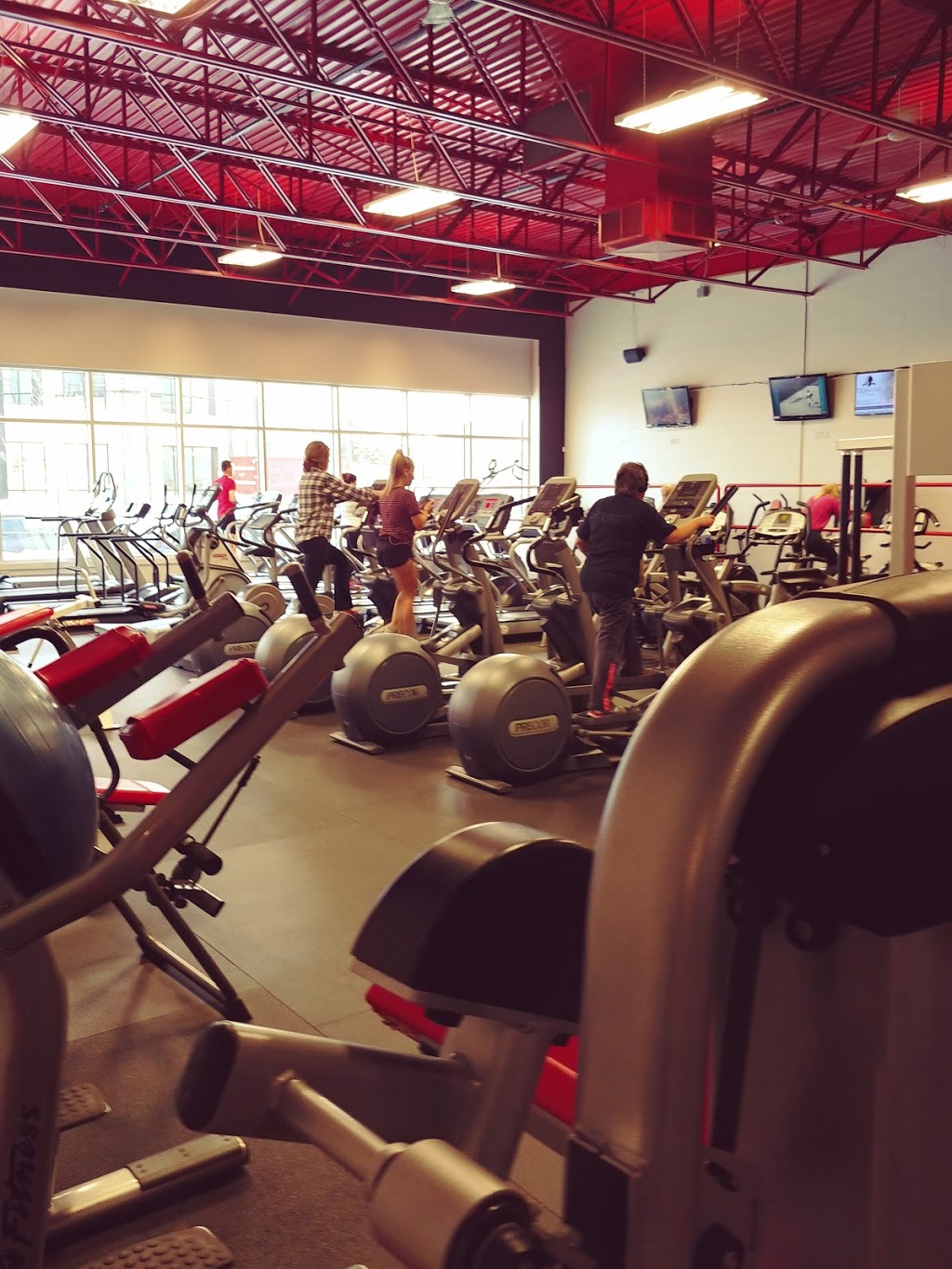 Excellence Fitness | 1271 Rue King E, Sherbrooke, QC J1G 1E6, Canada | Phone: (819) 562-8524