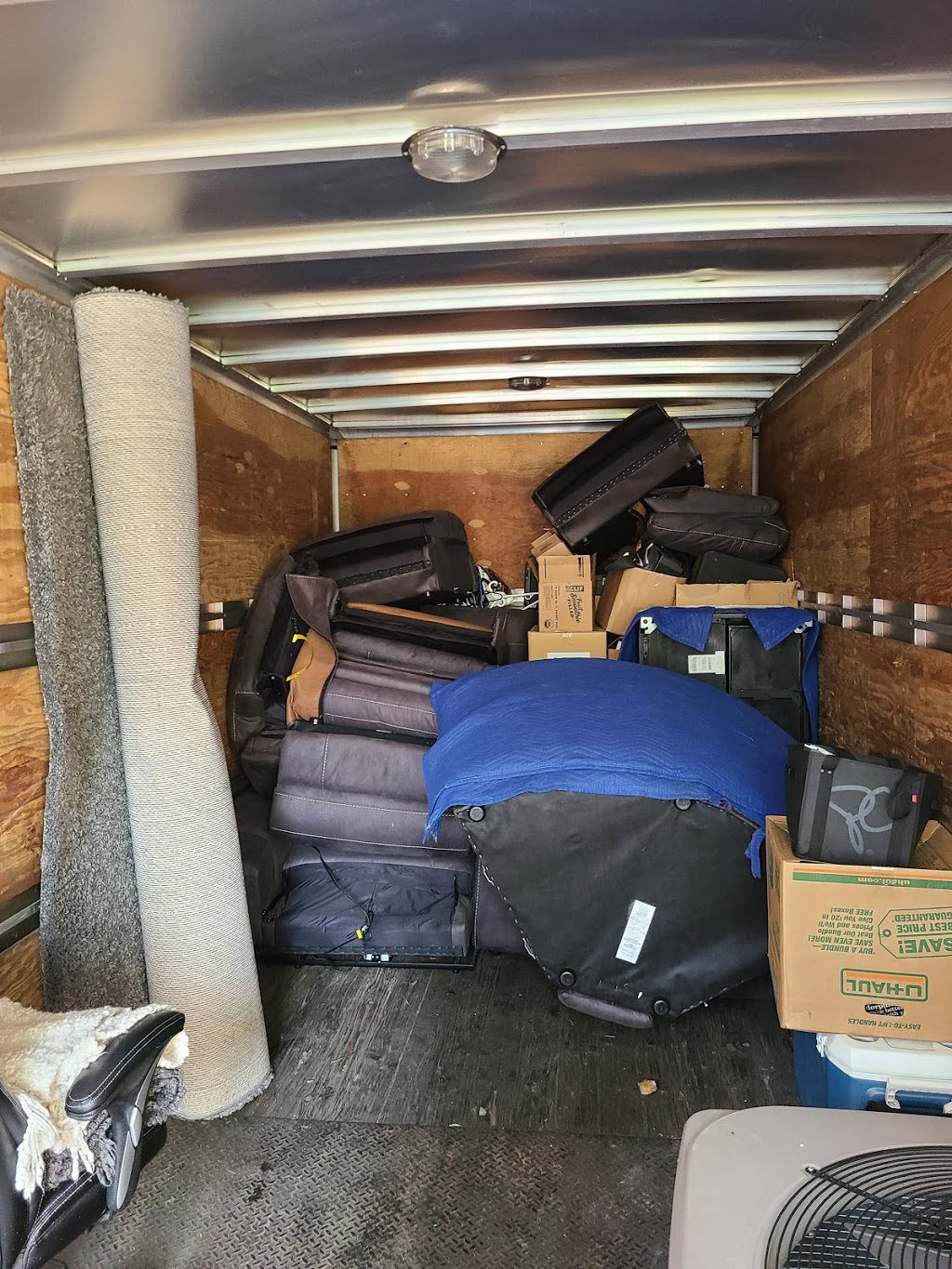 Gorilla Moving Company | 32631 Kudo Dr, Mission, BC V2V 6T5, Canada | Phone: (604) 701-2262