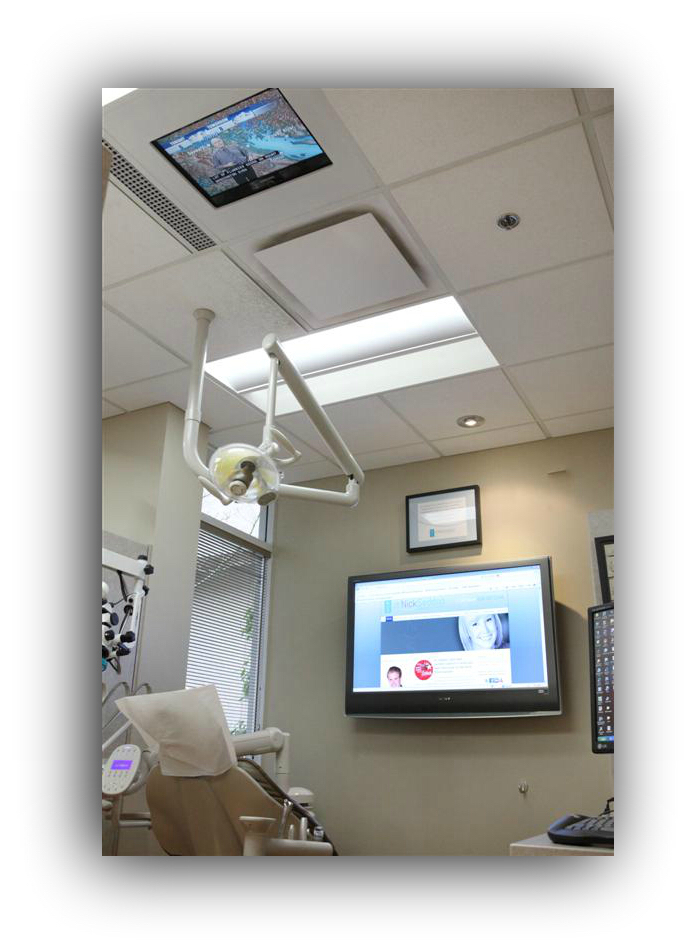 Dundarave Dental - Dr. Tina Dhillon | 2461 Bellevue Ave, West Vancouver, BC V7V 1E1, Canada | Phone: (604) 922-0144