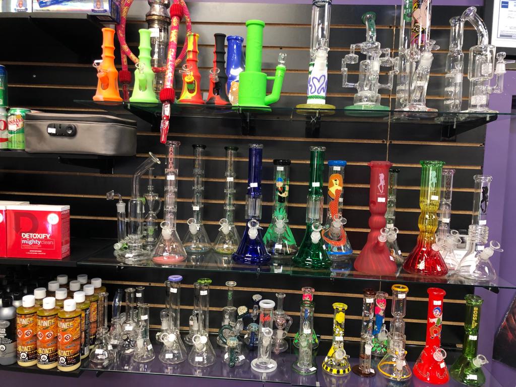 Station 420 & Vape | 8202 175 St NW, Edmonton, AB T5T 1V1, Canada | Phone: (780) 250-1420