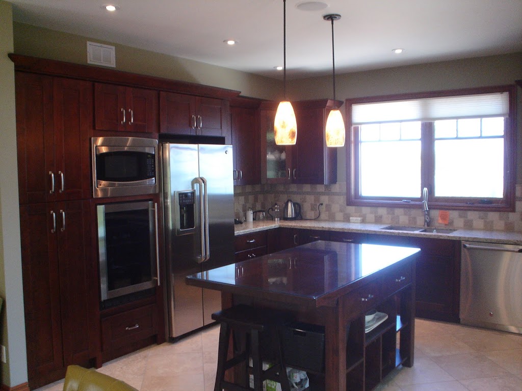 Shale beach House | 209448 ON-26, The Blue Mountains, ON L9Y 0T1, Canada | Phone: (905) 477-3240