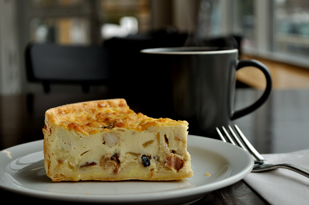 Epicuria Food Shop and Catering | 357 St Laurent Blvd, Ottawa, ON K1K 2Z7, Canada | Phone: (613) 745-7356