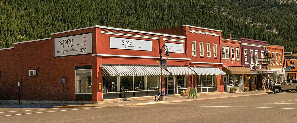 spry | Running Hiking Skiing Snowshoeing Crowsnest Pass Alberta | 13101 20 Ave, Blairmore, AB T0K 0E0, Canada | Phone: (403) 753-5024