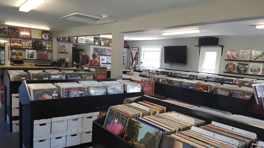 Speed City Records | 294 Springbank Dr, London, ON N6J 1E9, Canada | Phone: (519) 858-2680