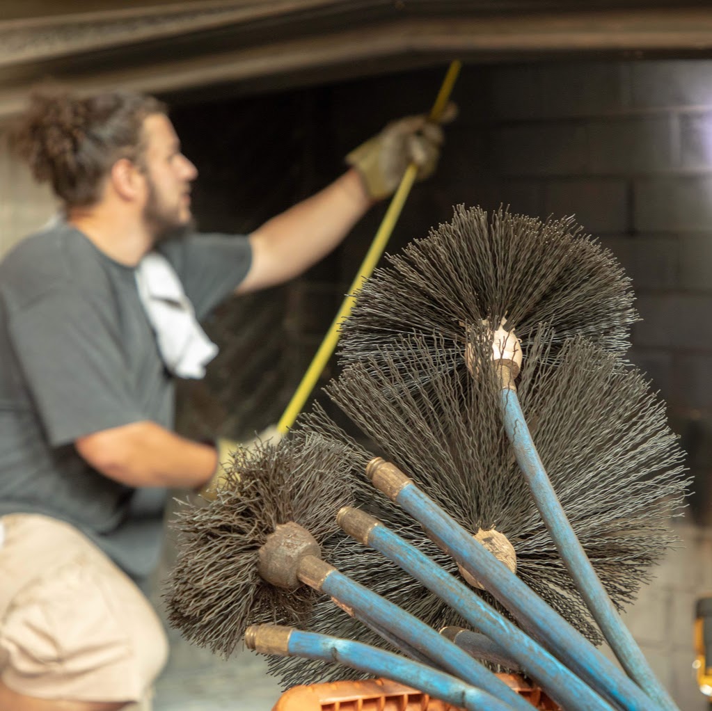 A1 Chimney Master | 54 Braywin Dr, Etobicoke, ON M9P 2P1, Canada | Phone: (416) 233-3342