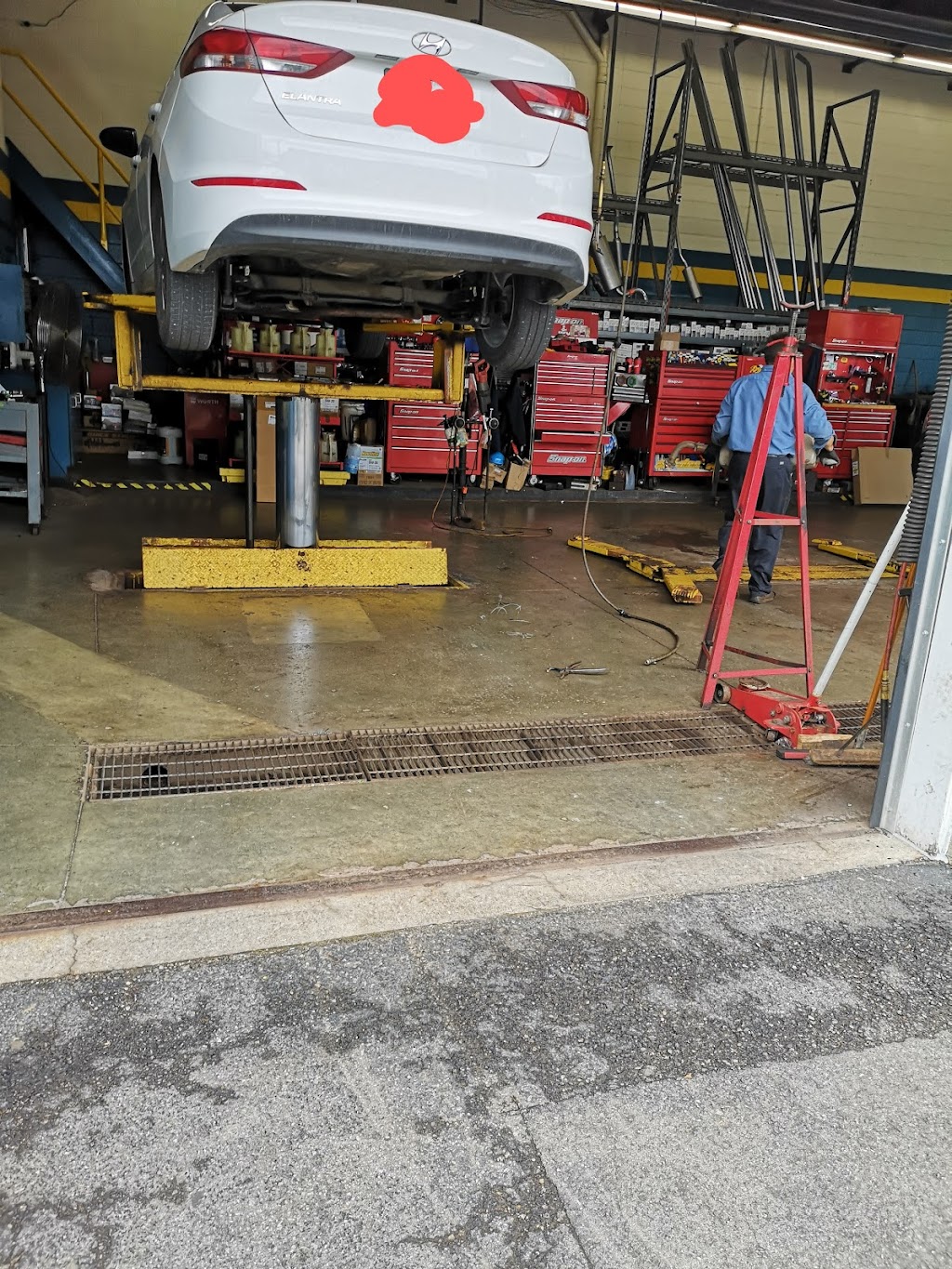 The Mufflerman - London South | 429 Wharncliffe Rd S, London, ON N6J 2M6, Canada | Phone: (519) 433-6661