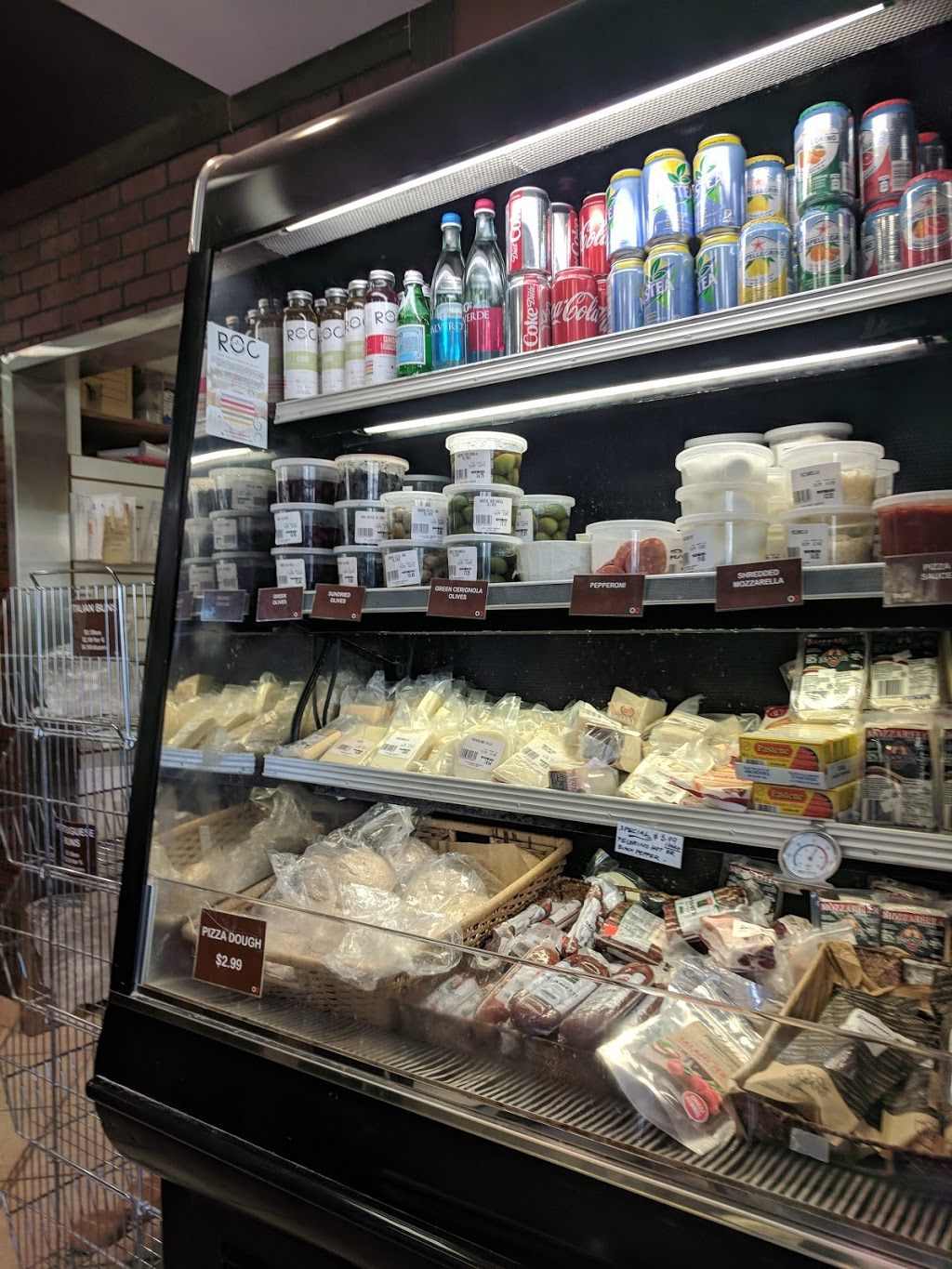 Italiabakery | 2828 E Hastings St, Vancouver, BC V5K 5C5, Canada | Phone: (604) 251-6800